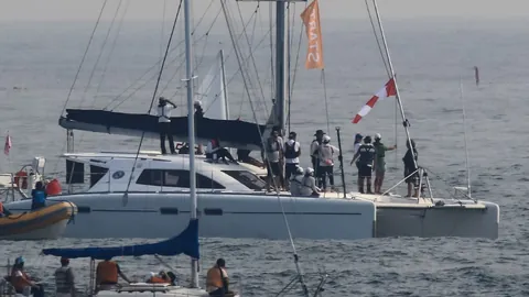 “曼联客战阿森纳，拉什福德或缺阵，转会窗口临近，他或离队在即，引援步伐加速。”